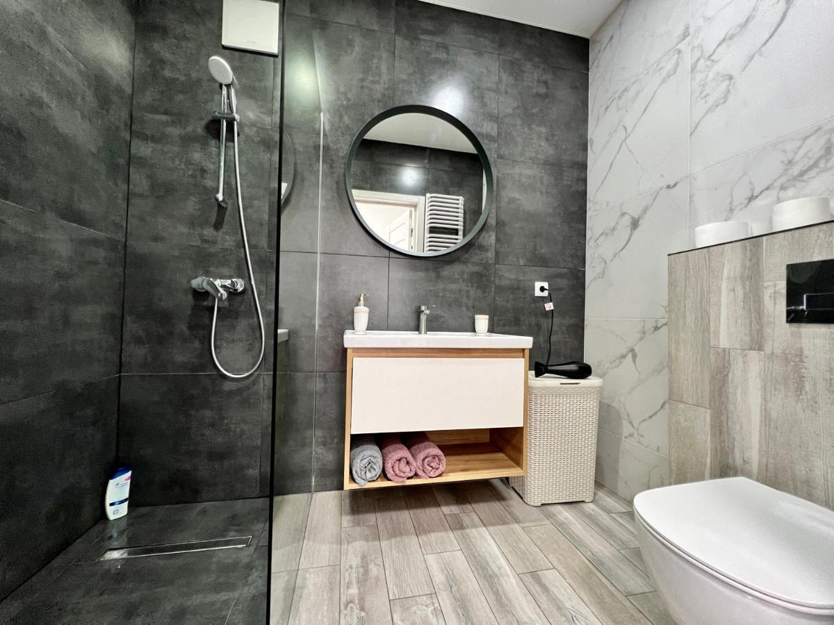 Vip Квартира В Центрі М. Івано-Франківськ Exterior foto